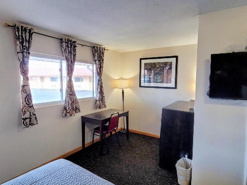 Budget Host Inn Niagara Falls - image 8
