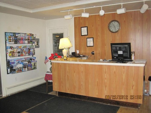 Driftwood Motel - image 17
