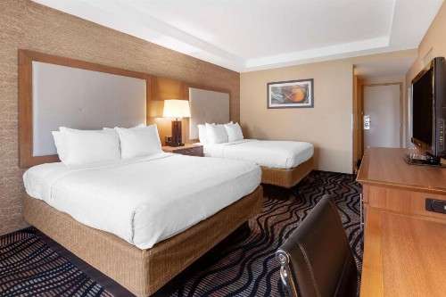 Best Western Summit Inn - image 13
