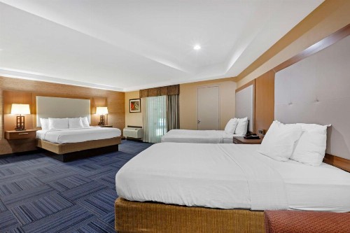 Best Western Summit Inn - image 15