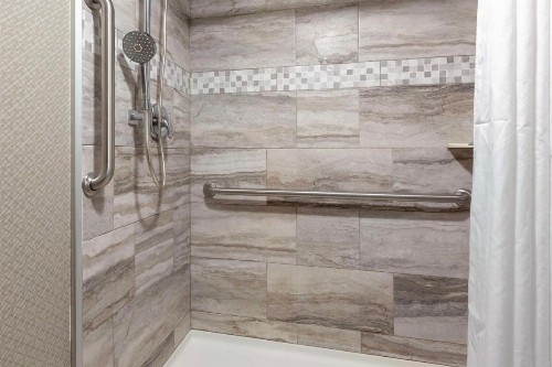 Best Western Summit Inn - image 22