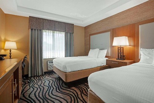 Best Western Summit Inn - image 29