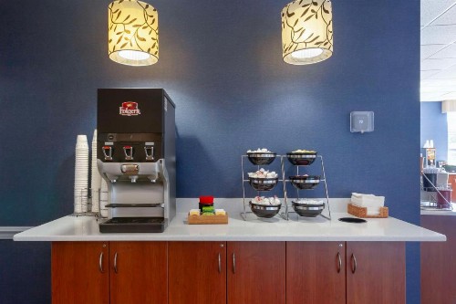 Best Western Summit Inn - image 36