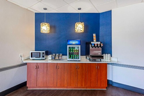 Best Western Summit Inn - image 39