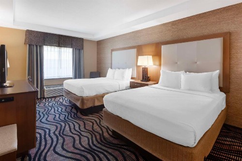 Best Western Summit Inn - image 6