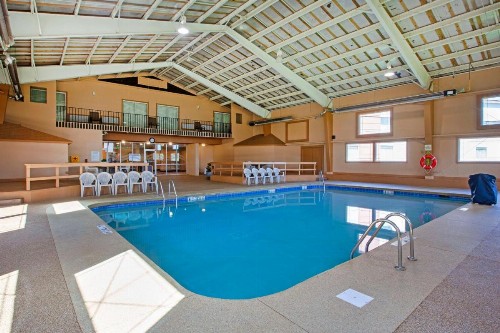 Best Western Summit Inn - image 9