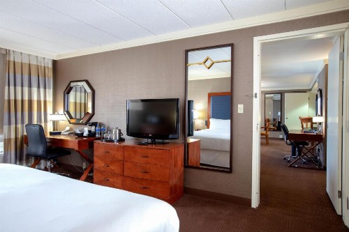 Sheraton Niagara Falls - image 15