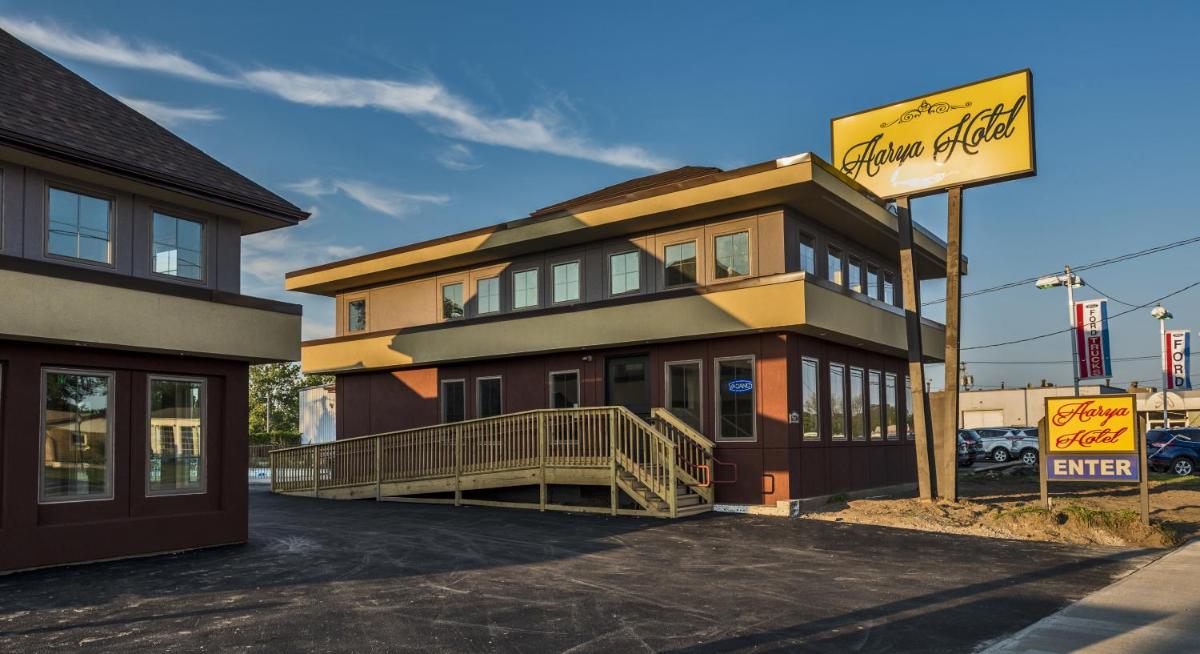 Aarya Hotel By Niagara Fashion Outlets - image 2