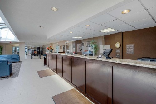 Comfort Inn The Pointe - image 8
