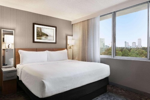 Wyndham Garden at Niagara Falls - image 32