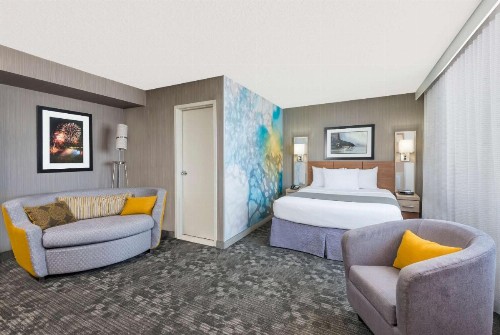 Wyndham Garden at Niagara Falls - image 9