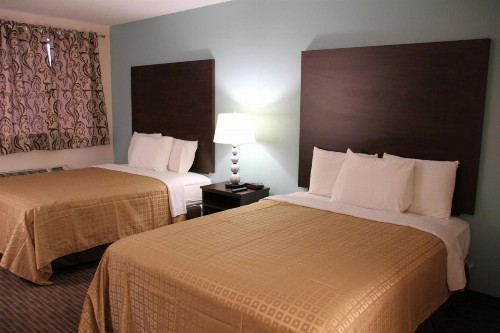Sterling Inn near IAG Airport