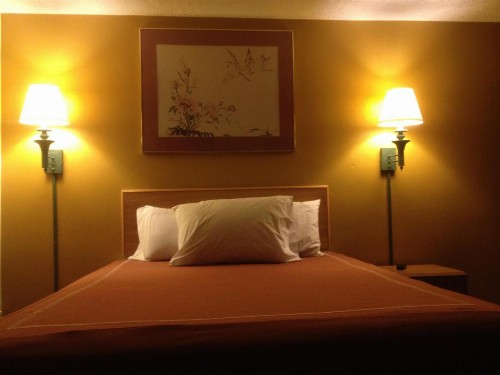 Caravan Motel - image 9