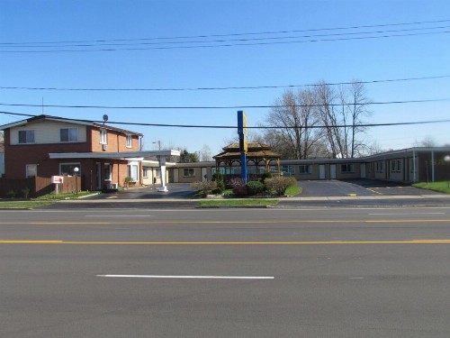Sands Motel Niagara Falls - image 3