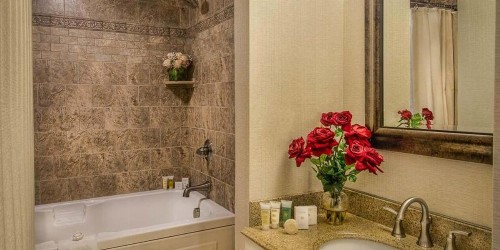 Red Coach Inn - image 20