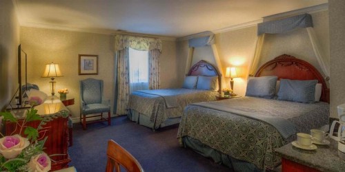 Red Coach Inn - image 24