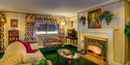 Red Coach Inn - image 35