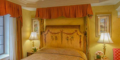 Red Coach Inn - image 38