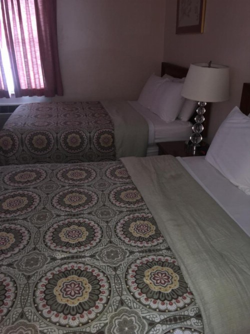 Anchor Motel - image 32