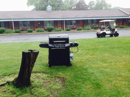 Anchor Motel - image 40