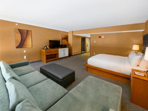 DoubleTree by Hilton Hotel Niagara Falls New York - image 28