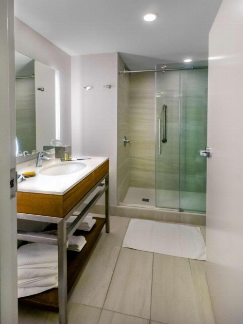 DoubleTree by Hilton Hotel Niagara Falls New York - image 40
