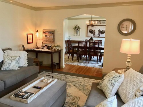 The Little Italy of Niagara Falls Bed & Breakfast - image 7