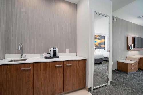 Courtyard by Marriott Niagara Falls USA - image 24