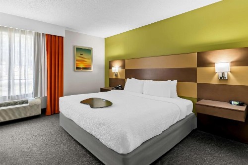 Best Western Niceville - Eglin AFB Hotel - image 25