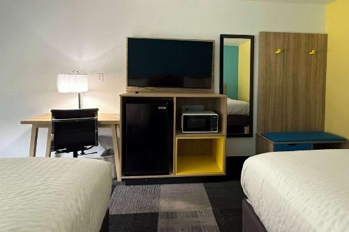 Quality Inn At Eglin AFB - image 22