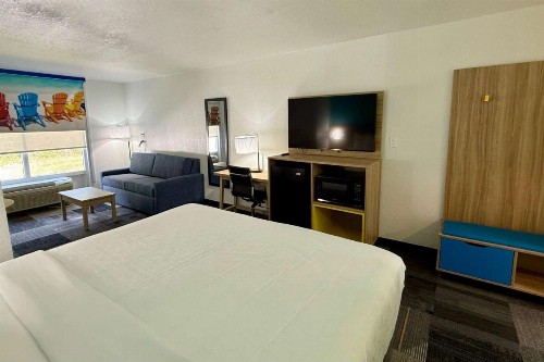 Quality Inn At Eglin AFB - image 24