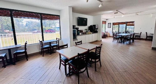 Quality Inn At Eglin AFB - image 32