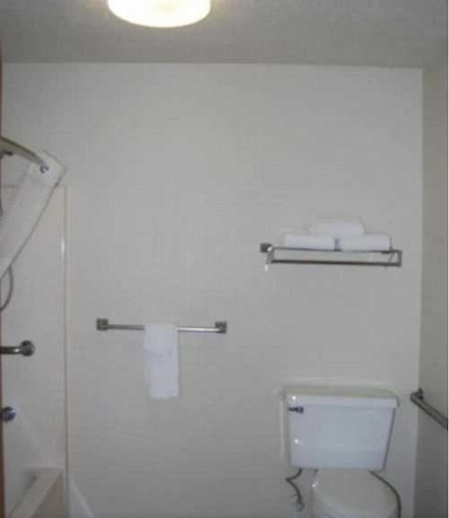 Quality Inn At Eglin AFB - image 34