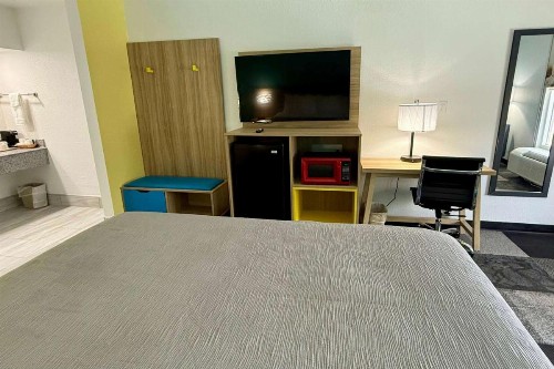 Quality Inn At Eglin AFB - image 9