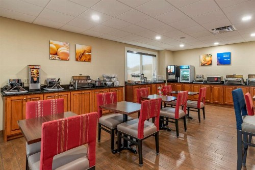 Comfort Suites Niceville Near Eglin Air Force Base - image 32