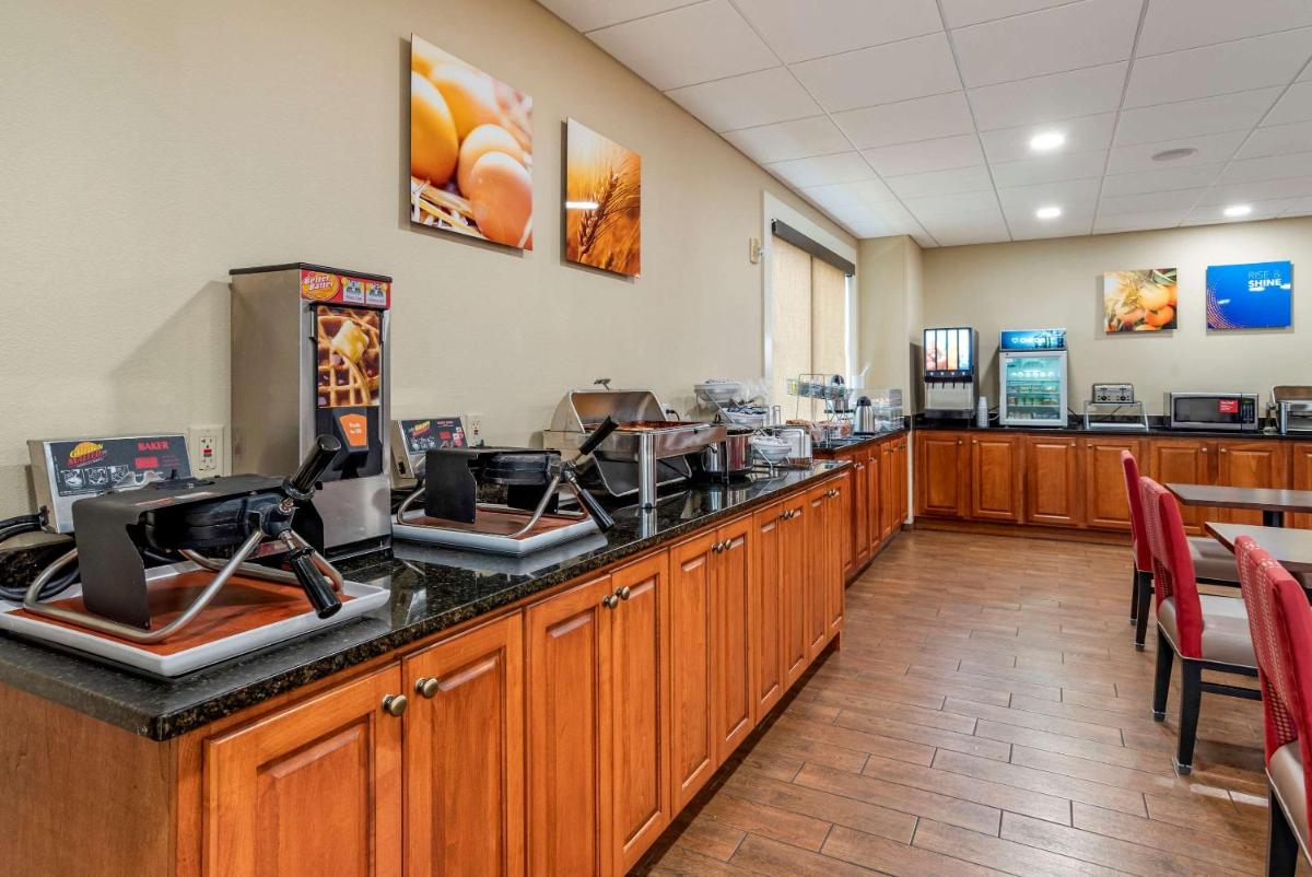 Comfort Suites Niceville Near Eglin Air Force Base - image 5
