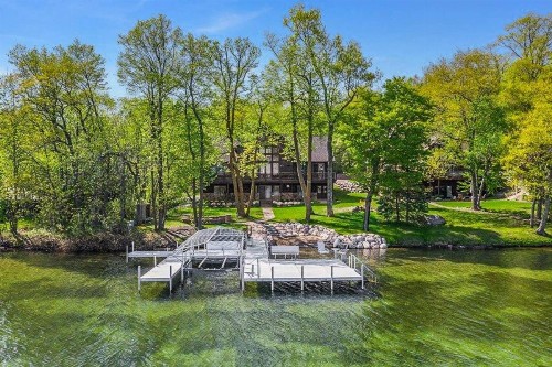 *NEW* Spa Luxury in an Expansive Cabin Escape! - image 19