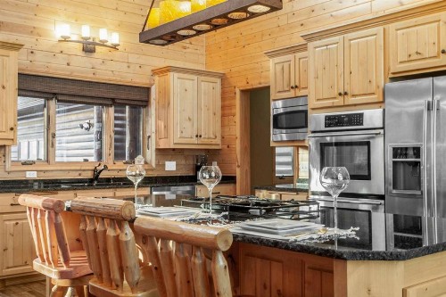 *NEW* Spa Luxury in an Expansive Cabin Escape! - image 24