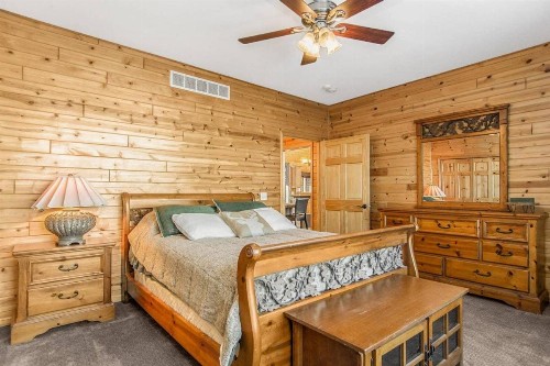 *NEW* Spa Luxury in an Expansive Cabin Escape! - image 8