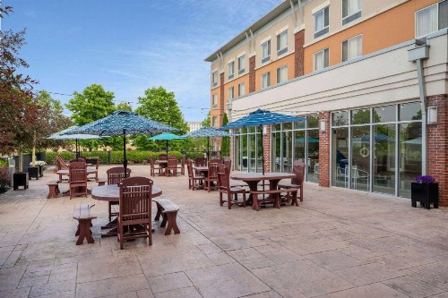 Cambria Hotel Noblesville Indianapolis - image 22