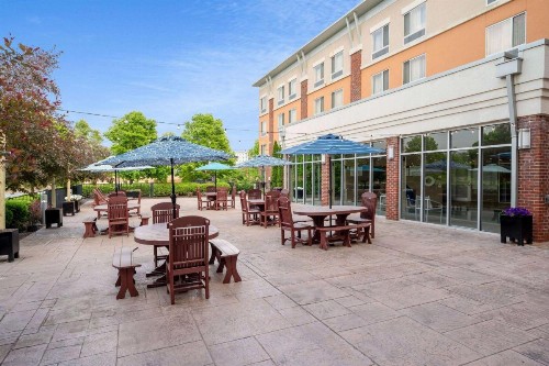 Cambria Hotel Noblesville Indianapolis - image 23