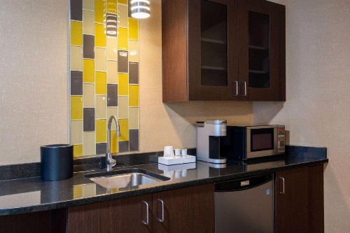 Cambria Hotel Noblesville Indianapolis - image 25