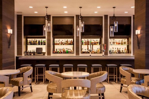 Sheraton Norfolk Waterside Hotel - image 30