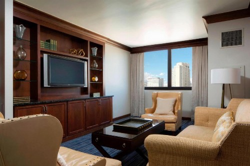 Sheraton Norfolk Waterside Hotel - image 48