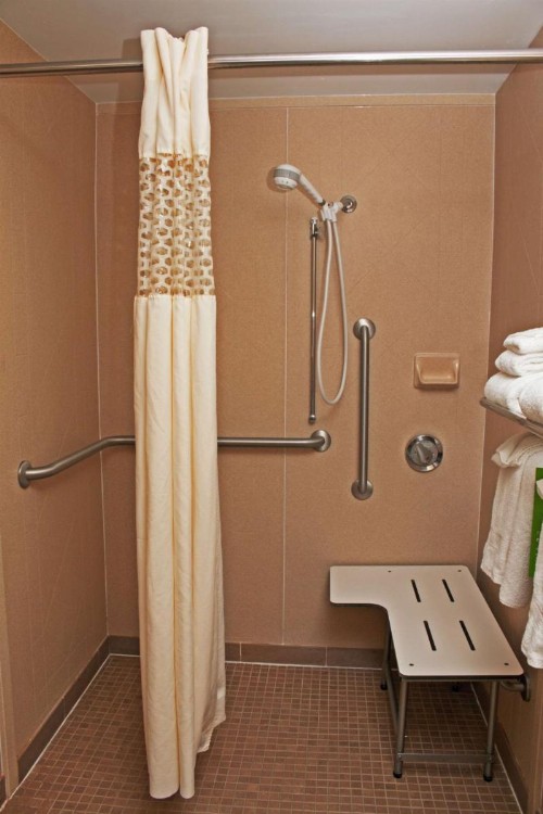Hampton Inn & Suites Norfolk-Airport - image 14