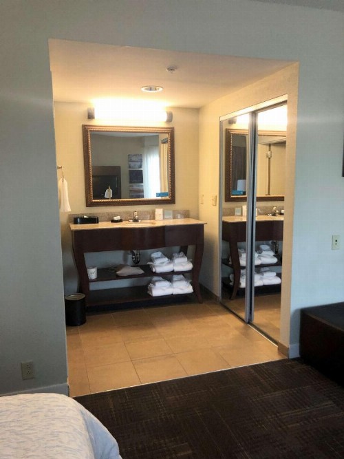 Hampton Inn & Suites Norfolk-Airport - image 25