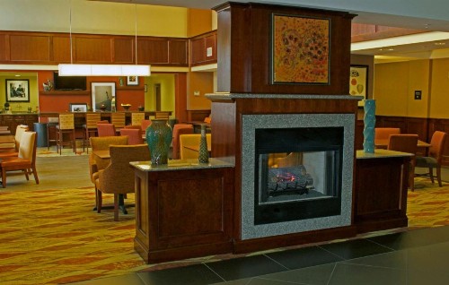 Hampton Inn & Suites Norfolk-Airport - image 32
