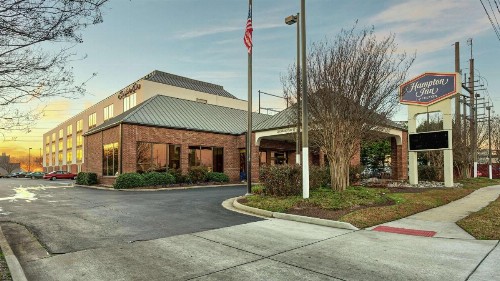Hotels Near Norfolk Naval Base