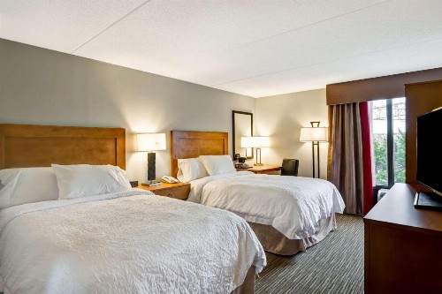 Hampton Inn Norfolk-Naval Base - image 28