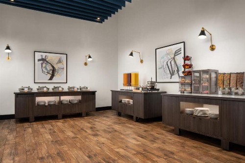 DoubleTree by Hilton Norfolk Airport - image 28